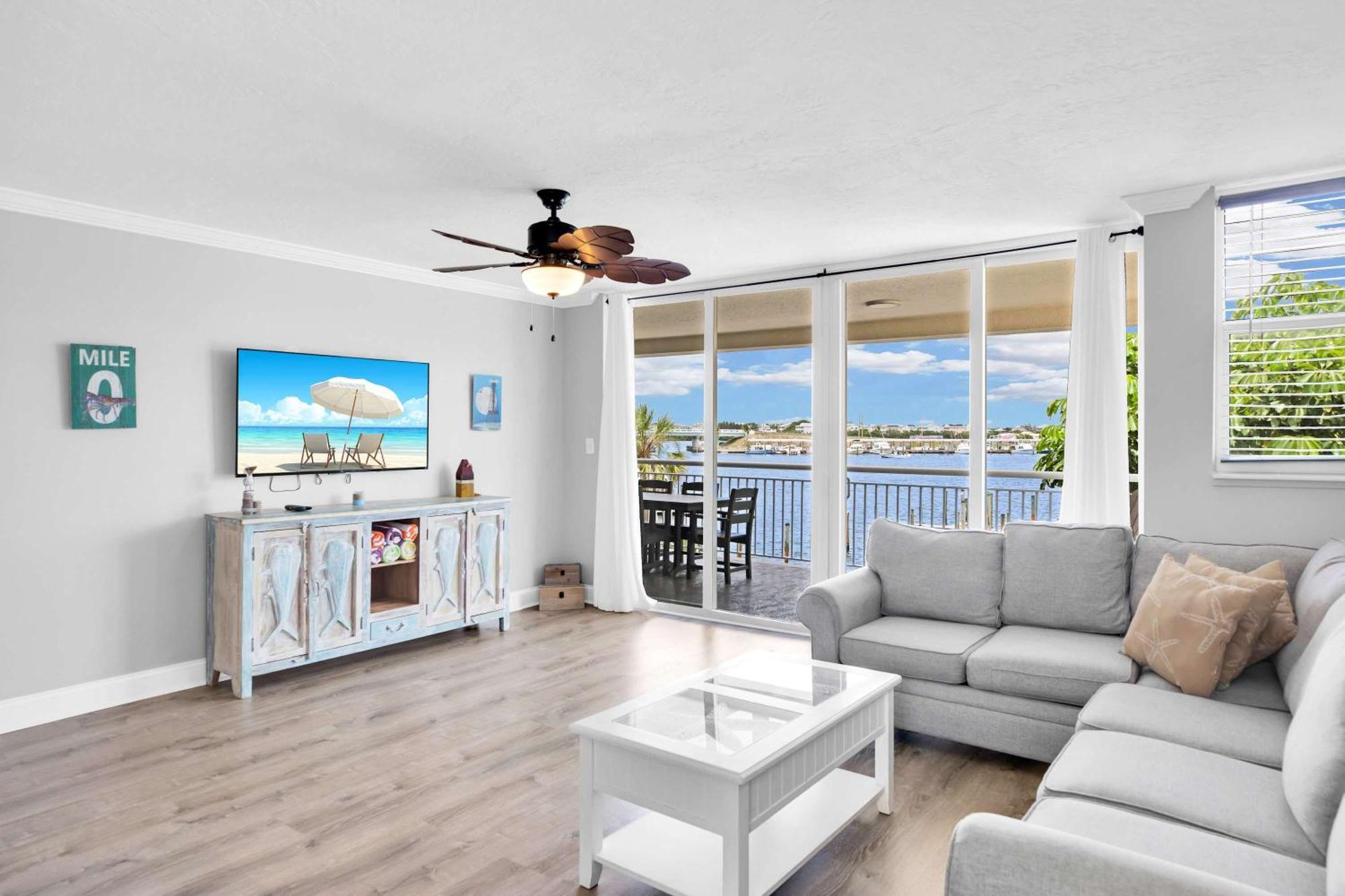 Eleuthera - 2X2 Fully Updated Old Town Waterfront Corner Condo 키웨스트 외부 사진